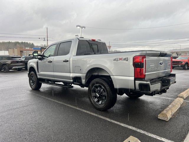 2024 Ford Super Duty F-350 SRW XL 4WD Crew Cab 6.75' Box