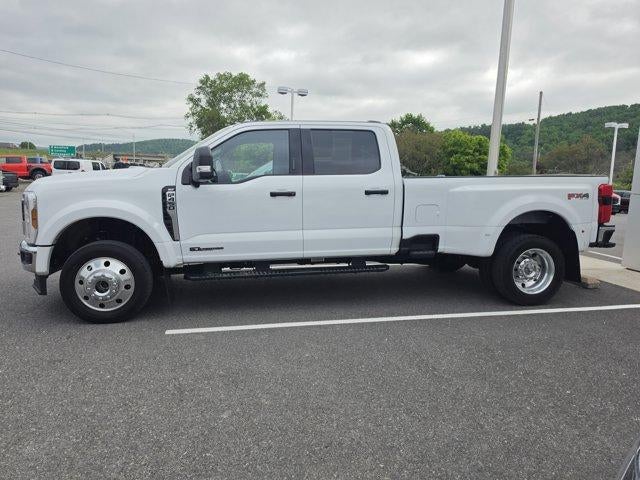 2024 Ford Super Duty F-450 DRW XLT 4WD Crew Cab 8' Box