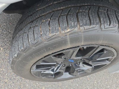 2021 Chevrolet Express Passenger 2500 Regular Wheelbase Rear-Wheel Drive 1LS