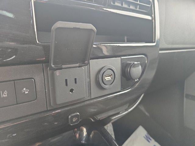 2021 Chevrolet Express Passenger 2500 Regular Wheelbase Rear-Wheel Drive 1LS