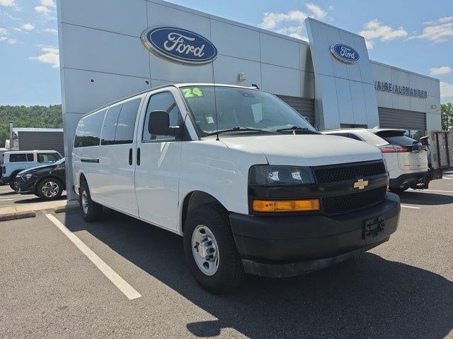 2024 Chevrolet Express Passenger 3500 Extended Wheelbase Rear-Wheel Drive 1LS
