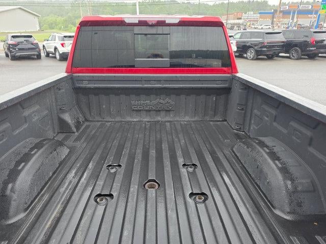 2022 Chevrolet Silverado 3500 HD Crew Cab Standard Box 4-Wheel Drive High Country