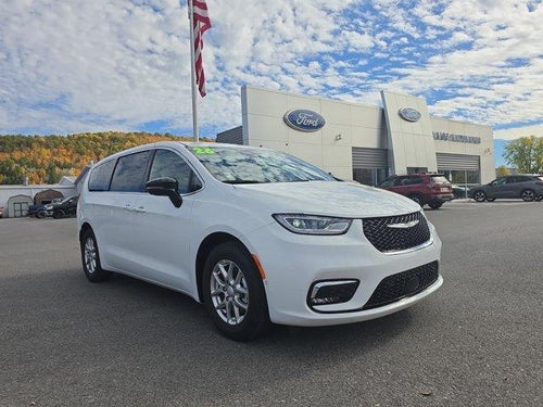 2026 Chrysler Pacifica Select FWD