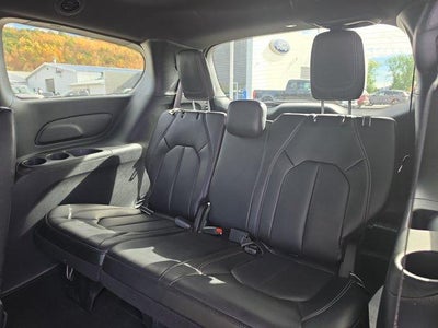 2026 Chrysler Pacifica Select FWD