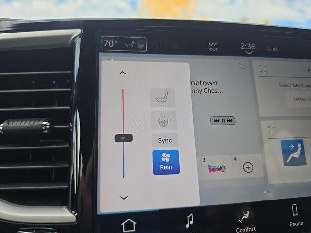 2026 Chrysler Pacifica Select FWD