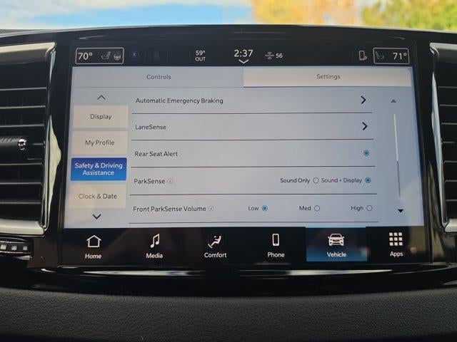 2026 Chrysler Pacifica Select FWD