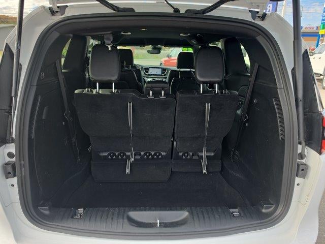 2026 Chrysler Pacifica Select FWD