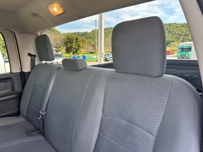 2018 RAM 2500 Tradesman 4x4 Crew Cab 6'4" Box