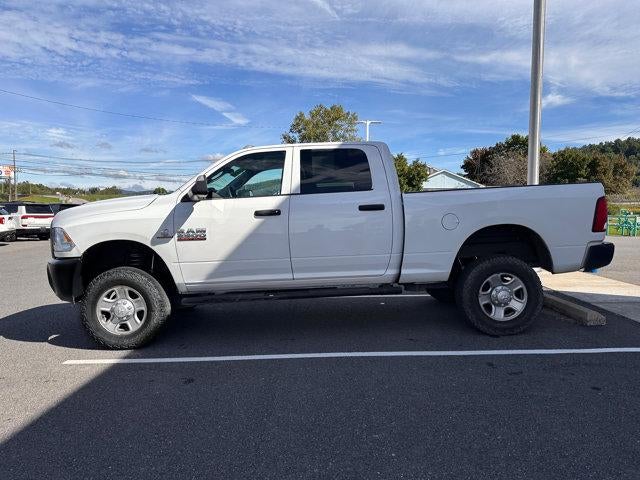2018 RAM 2500 Tradesman 4x4 Crew Cab 6'4" Box