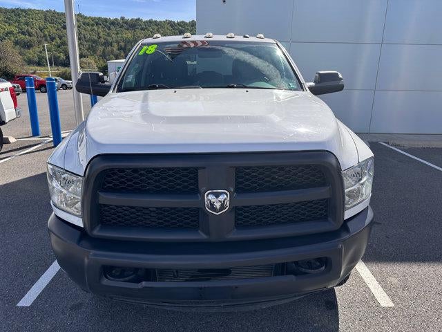 2018 RAM 2500 Tradesman 4x4 Crew Cab 6'4" Box