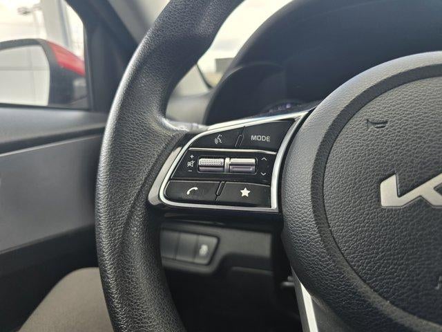 2023 Kia Forte LXS IVT