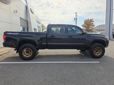 2019 Toyota Tacoma 4WD 4WD TRD Sport Double Cab 6' Bed V6 AT (Natl)