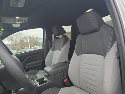 2025 Toyota Tacoma 4WD 4WD TRD Sport Double Cab 5' Bed AT (Natl)