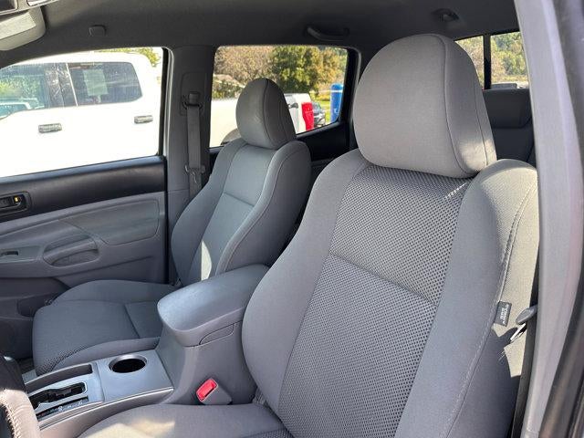 2011 Toyota Tacoma 4WD Double Cab Short Bed V6 Automatic (Natl)