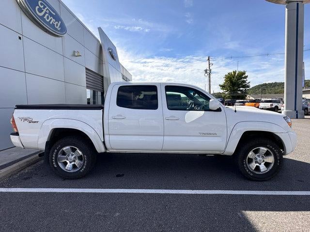 2011 Toyota Tacoma 4WD Double Cab Short Bed V6 Automatic (Natl)