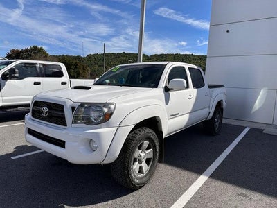 2011 Toyota Tacoma 4WD Double Cab Short Bed V6 Automatic (Natl)