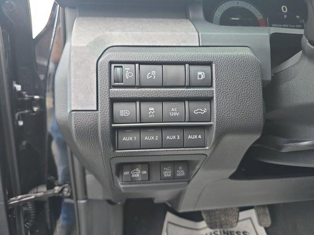 2025 Toyota Tacoma 4WD 4WD Trailhunter Hybrid Double Cab 5' Bed AT (Natl)