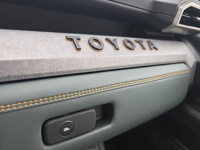 2025 Toyota Tacoma 4WD 4WD Trailhunter Hybrid Double Cab 5' Bed AT (Natl)