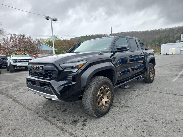 2025 Toyota Tacoma 4WD 4WD Trailhunter Hybrid Double Cab 5' Bed AT (Natl)