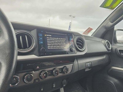 2017 Toyota Tacoma TRD Sport Access Cab 6' Bed V6 4x4 AT (Natl)