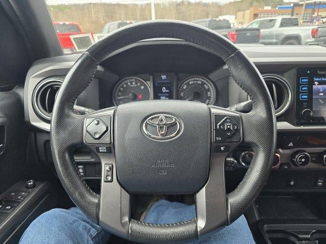 2017 Toyota Tacoma TRD Sport Access Cab 6' Bed V6 4x4 AT (Natl)