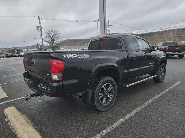 2017 Toyota Tacoma TRD Sport Access Cab 6' Bed V6 4x4 AT (Natl)