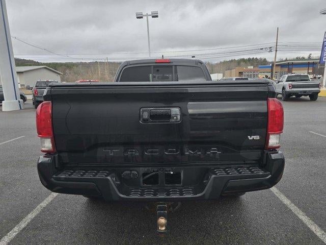2017 Toyota Tacoma TRD Sport Access Cab 6' Bed V6 4x4 AT (Natl)