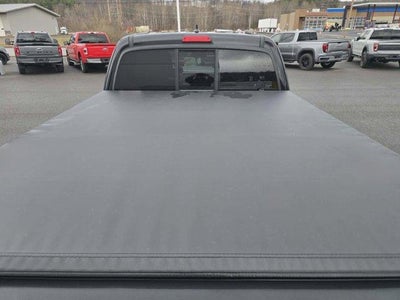 2017 Toyota Tacoma TRD Sport Access Cab 6' Bed V6 4x4 AT (Natl)