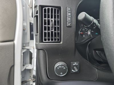 2024 Chevrolet Express Passenger 3500 1LS