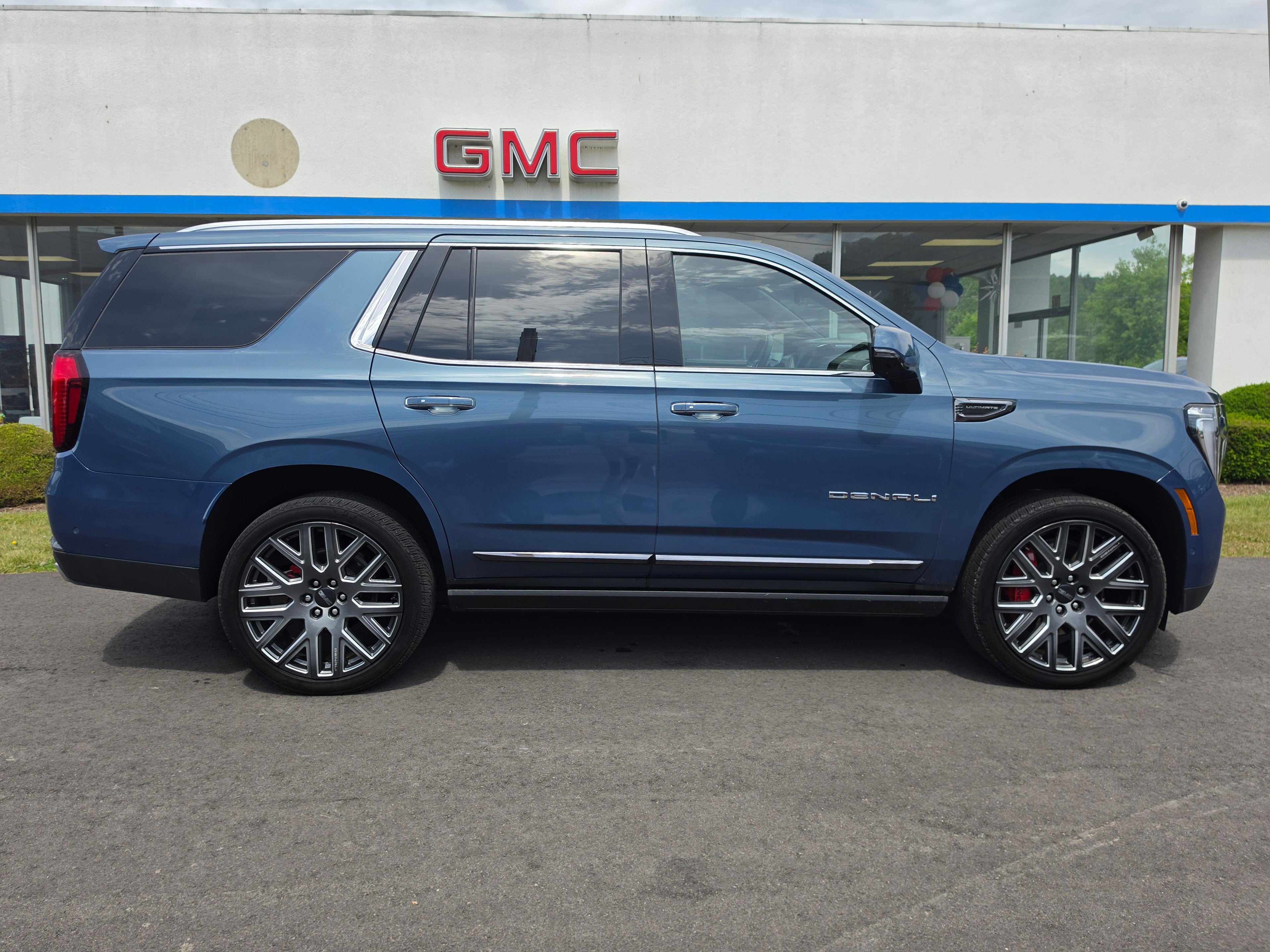 2025 GMC Yukon Denali Ultimate Monroe Township PA | Blaise