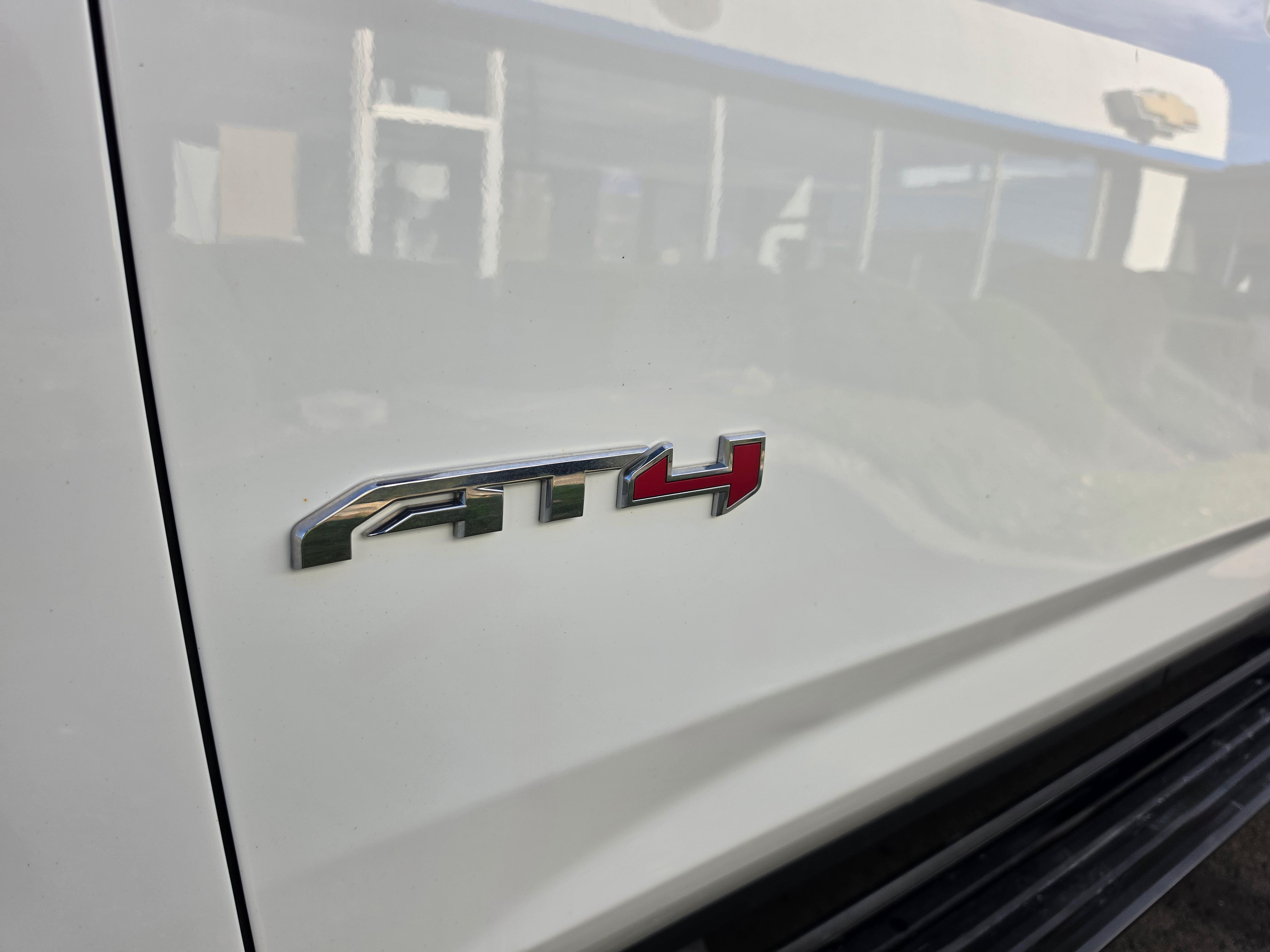 2023 GMC Yukon XL AT4