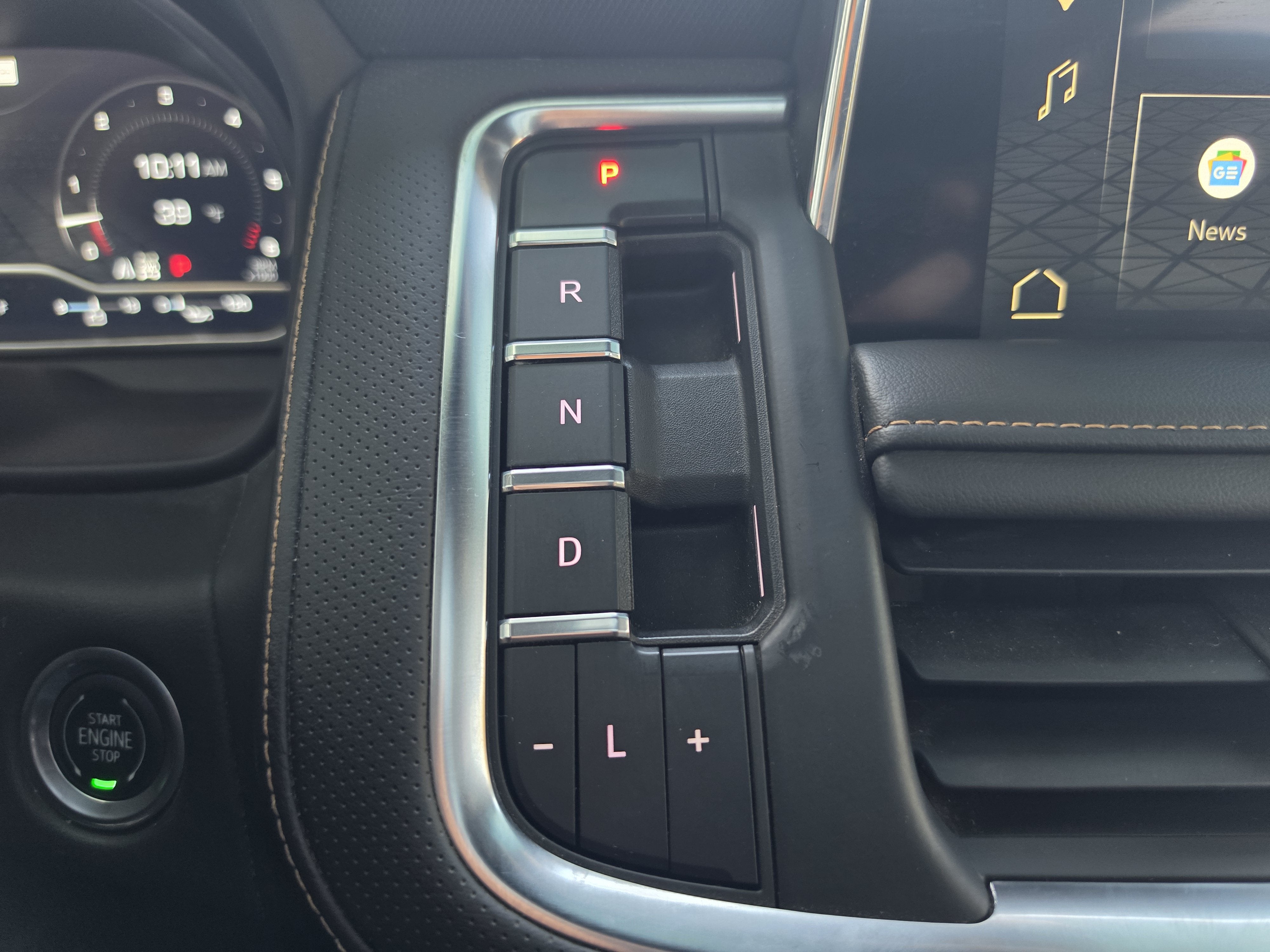 2023 GMC Yukon XL AT4