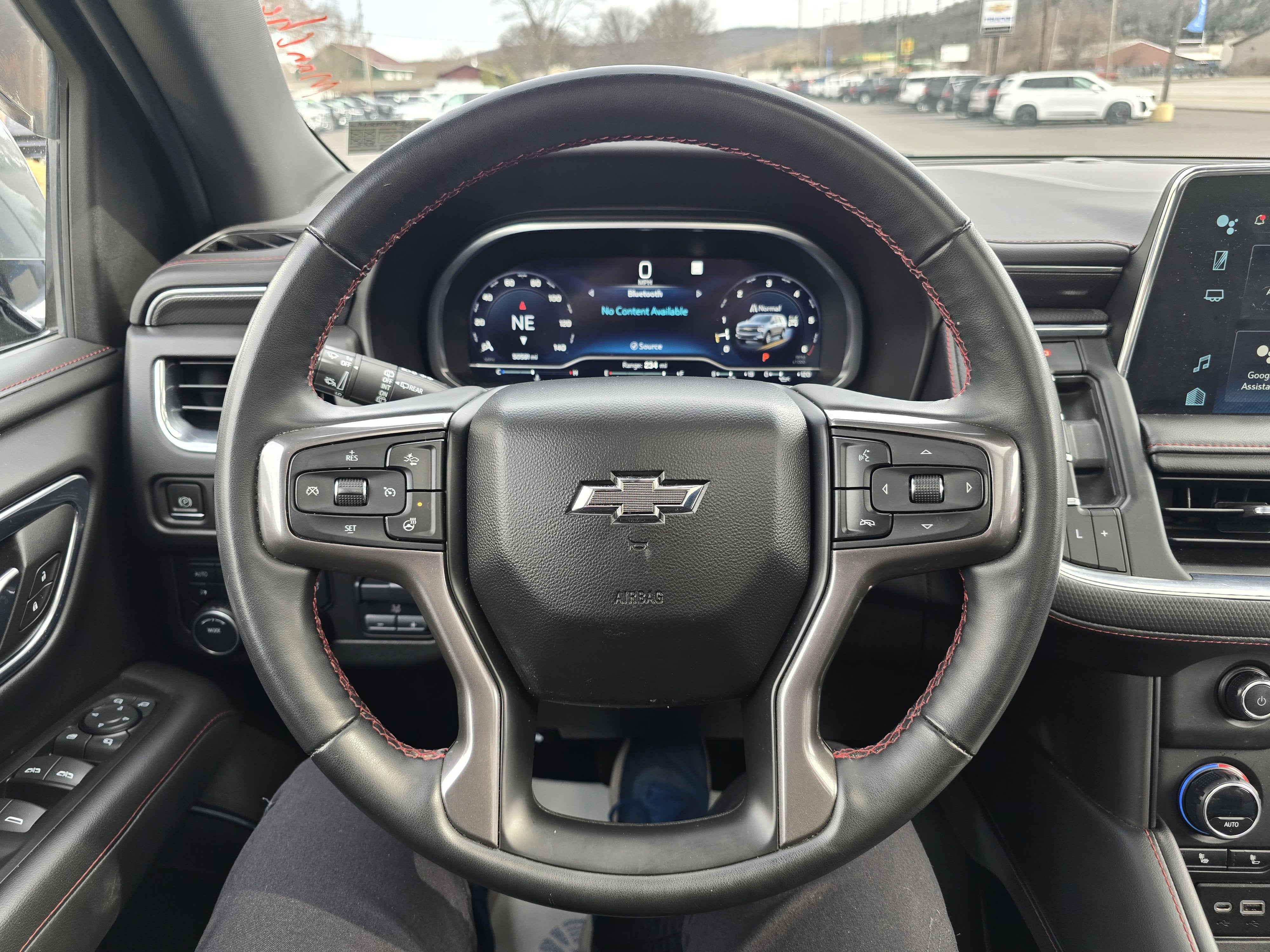 2023 Chevrolet Suburban RST