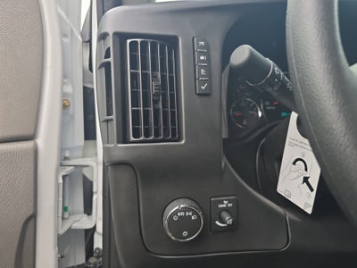 2025 Chevrolet Express Cutaway 4500 2WT