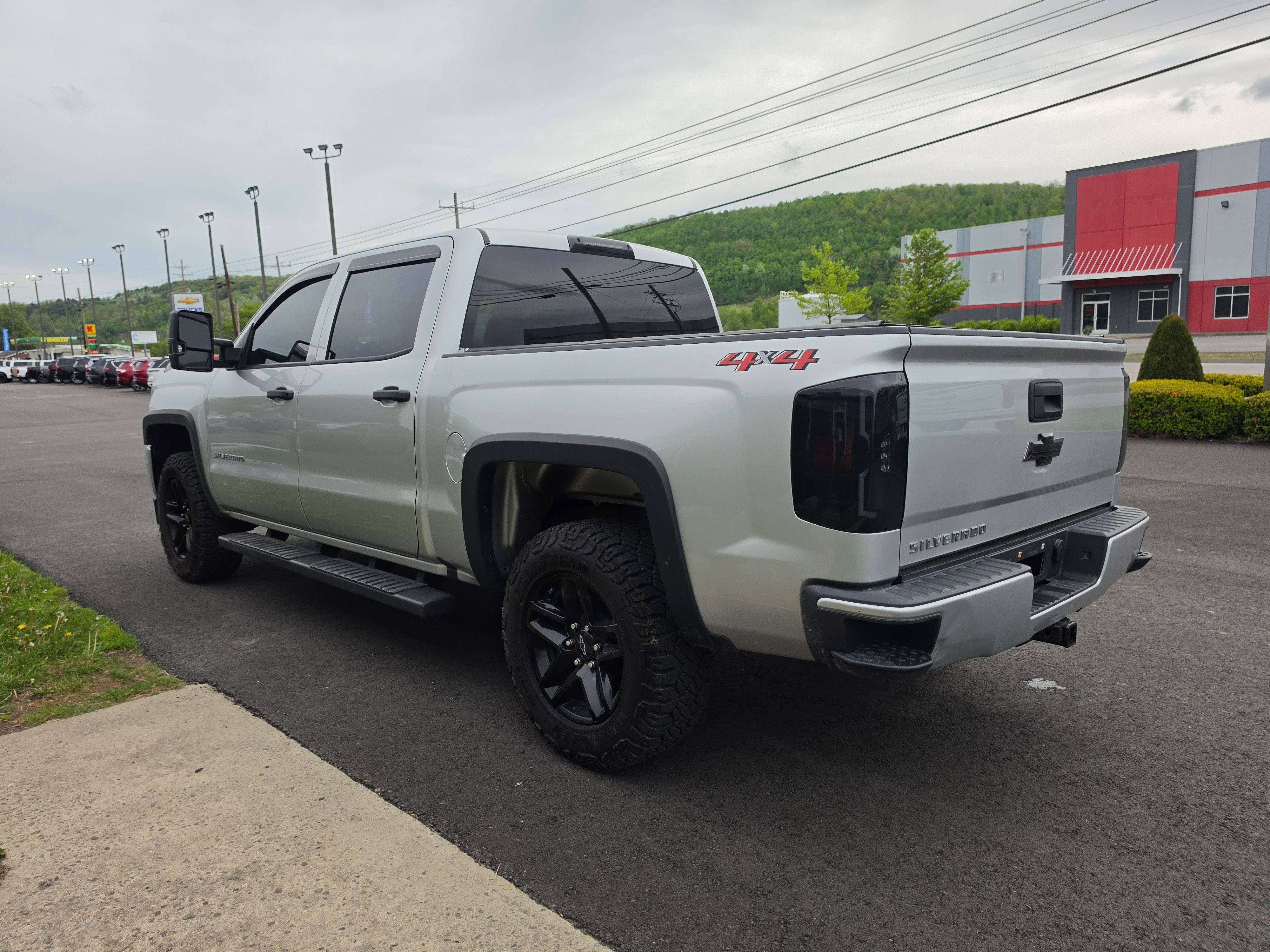 2018 Chevrolet Silverado 1500 Custom
