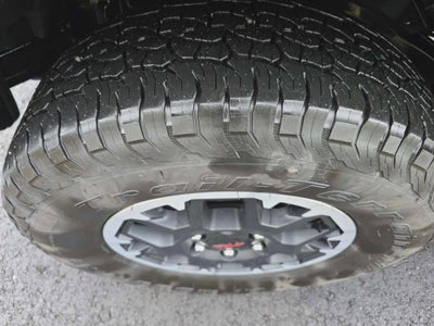 2025 Toyota Tacoma 4WD SR