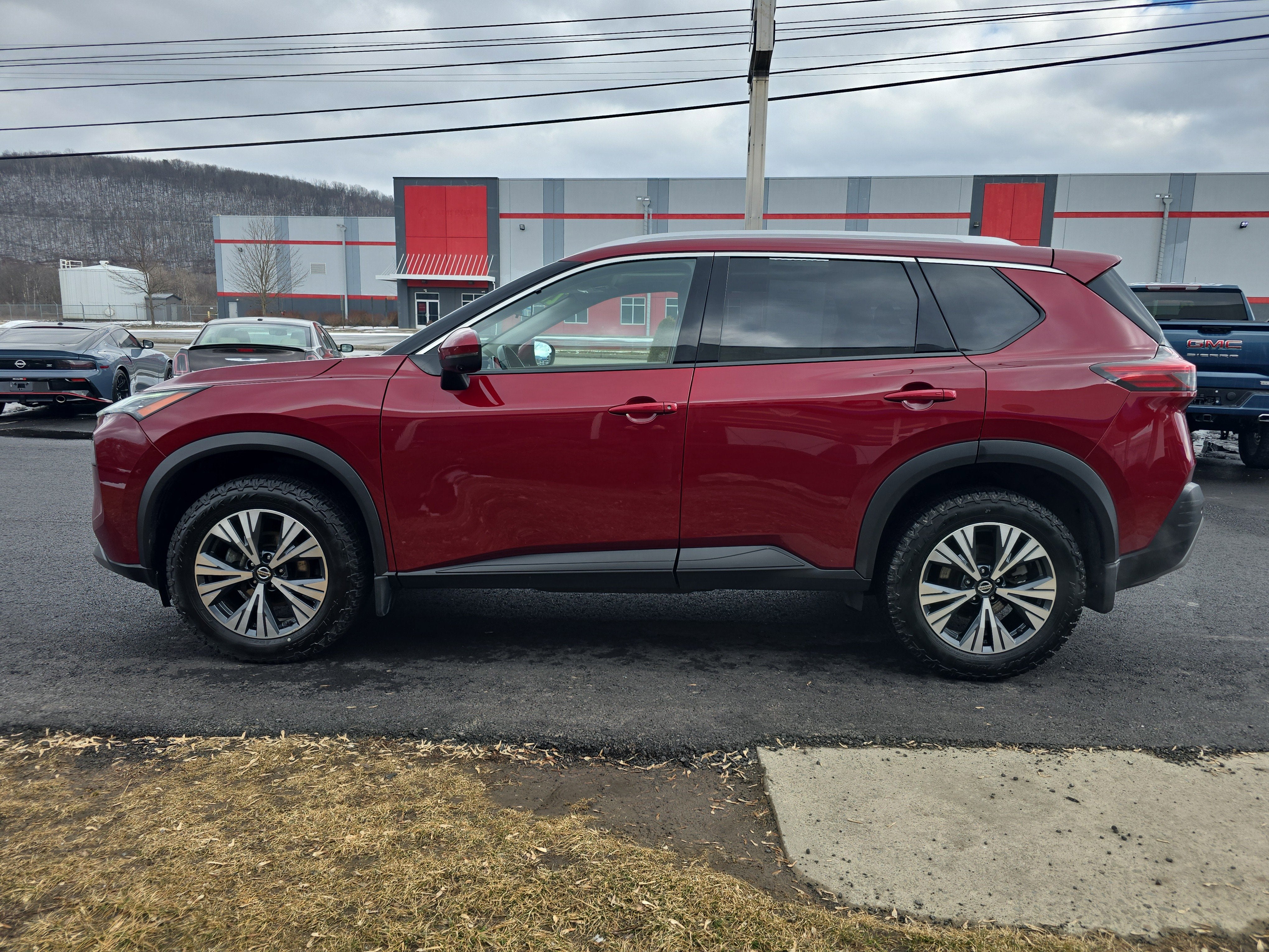 2021 Nissan Rogue SV