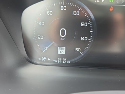2022 Volvo XC90 Momentum