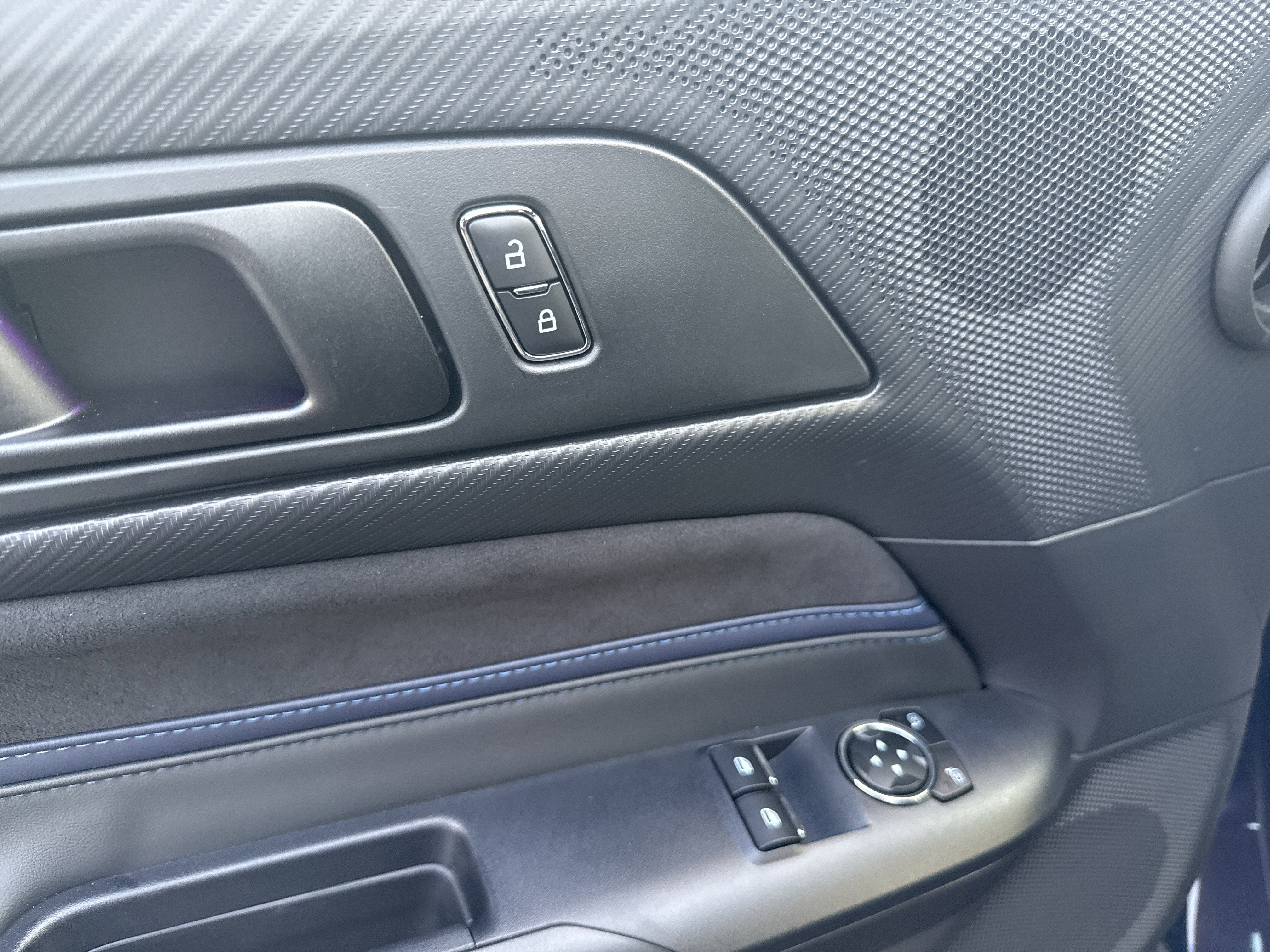 2025 Ford Mustang Dark Horse