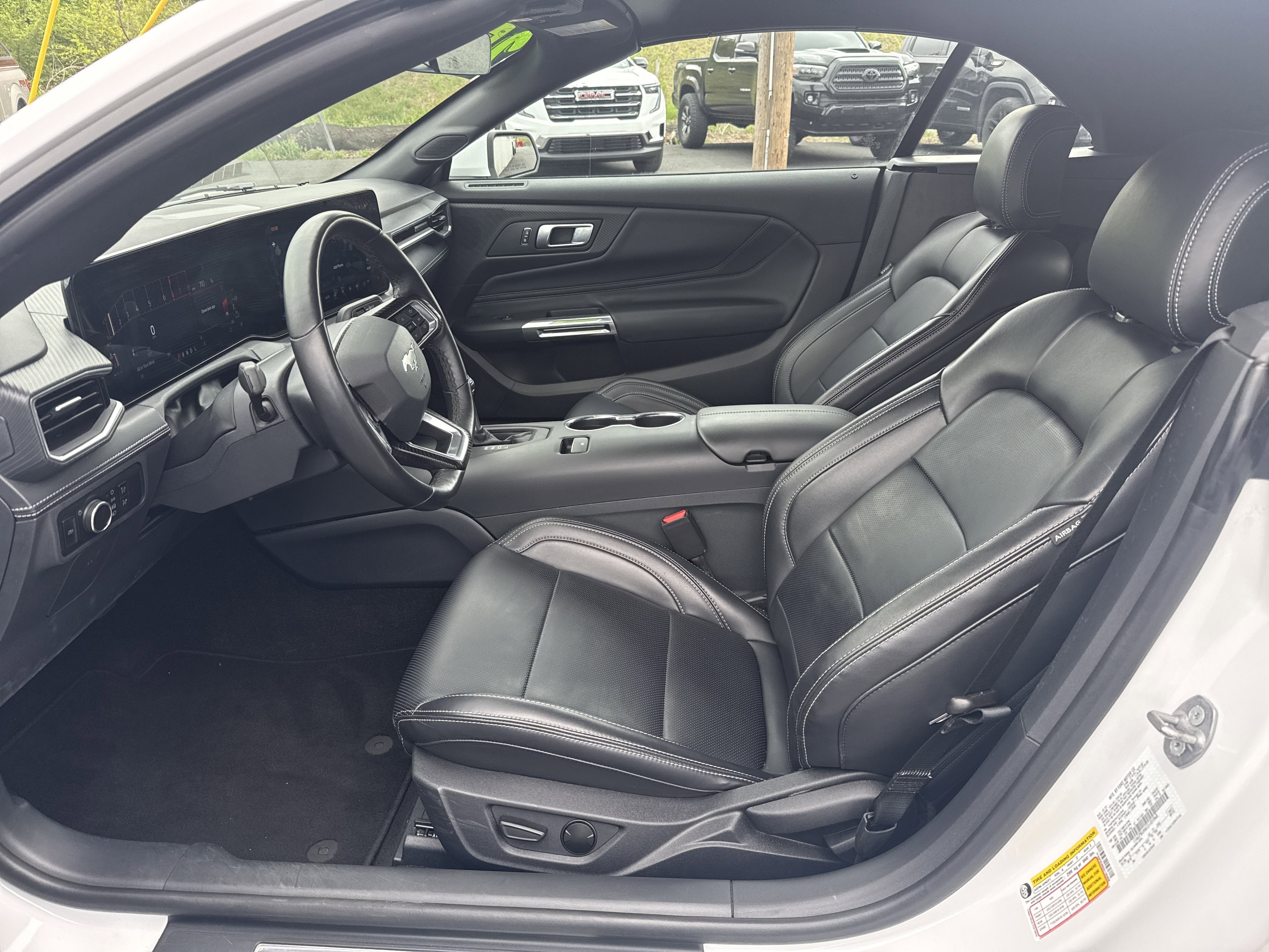 2025 Ford Mustang EcoBoost