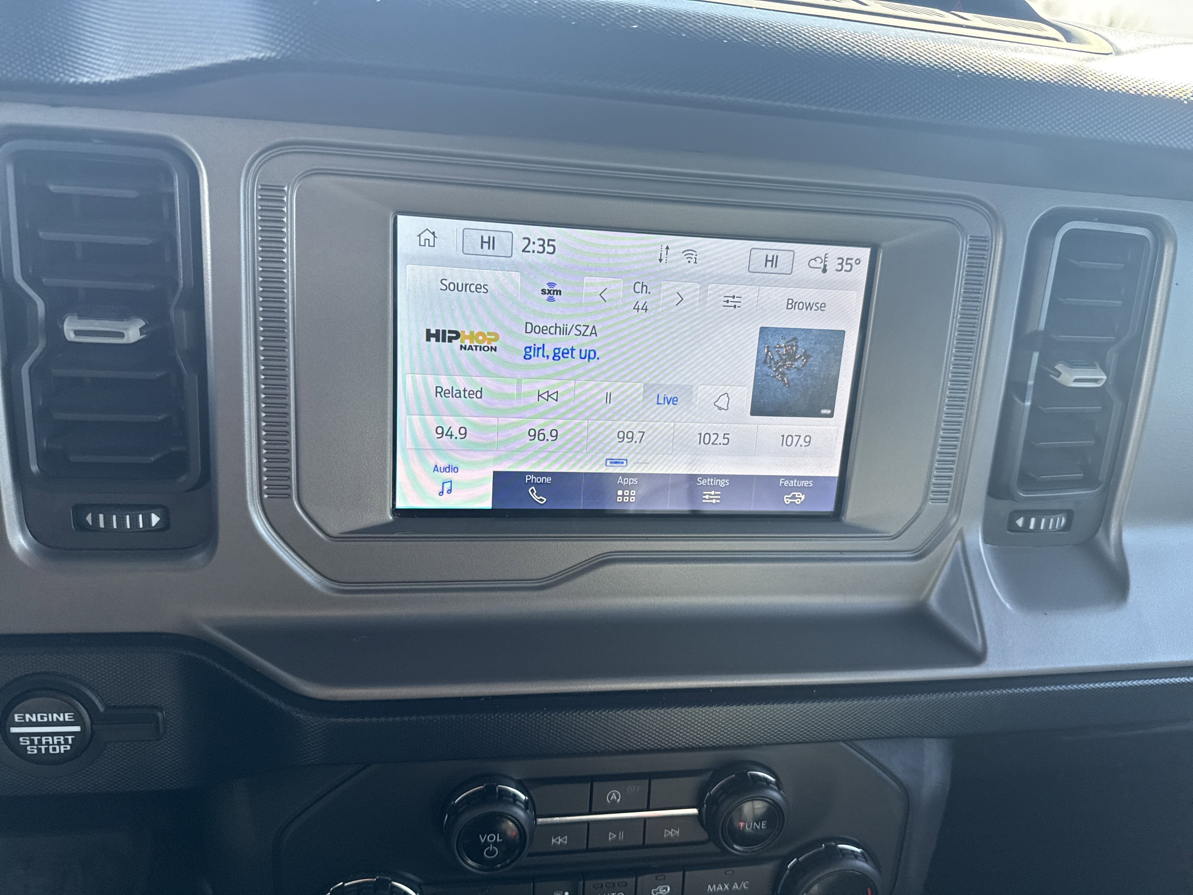 2022 Ford Bronco Base