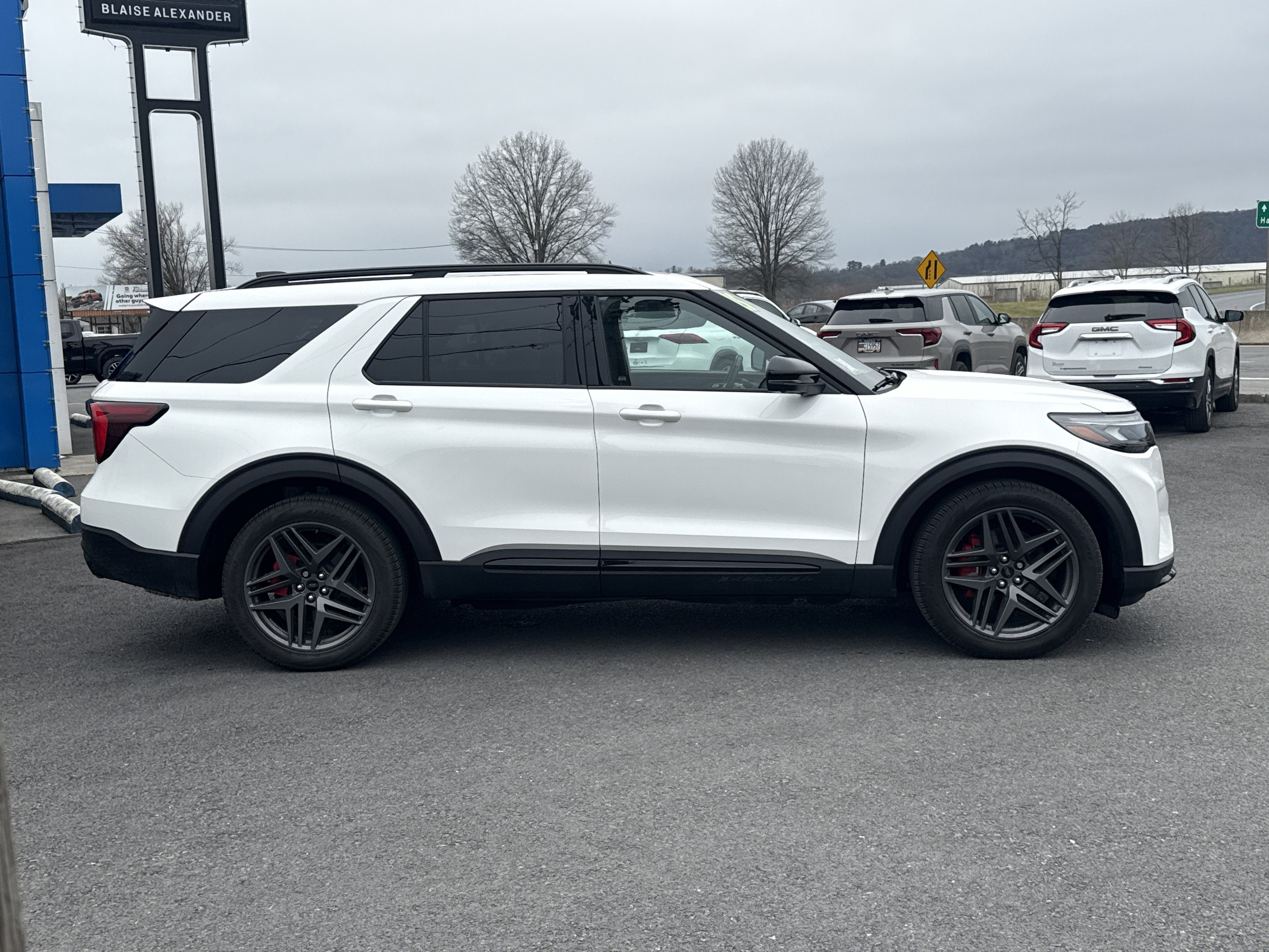 2025 Ford Explorer ST