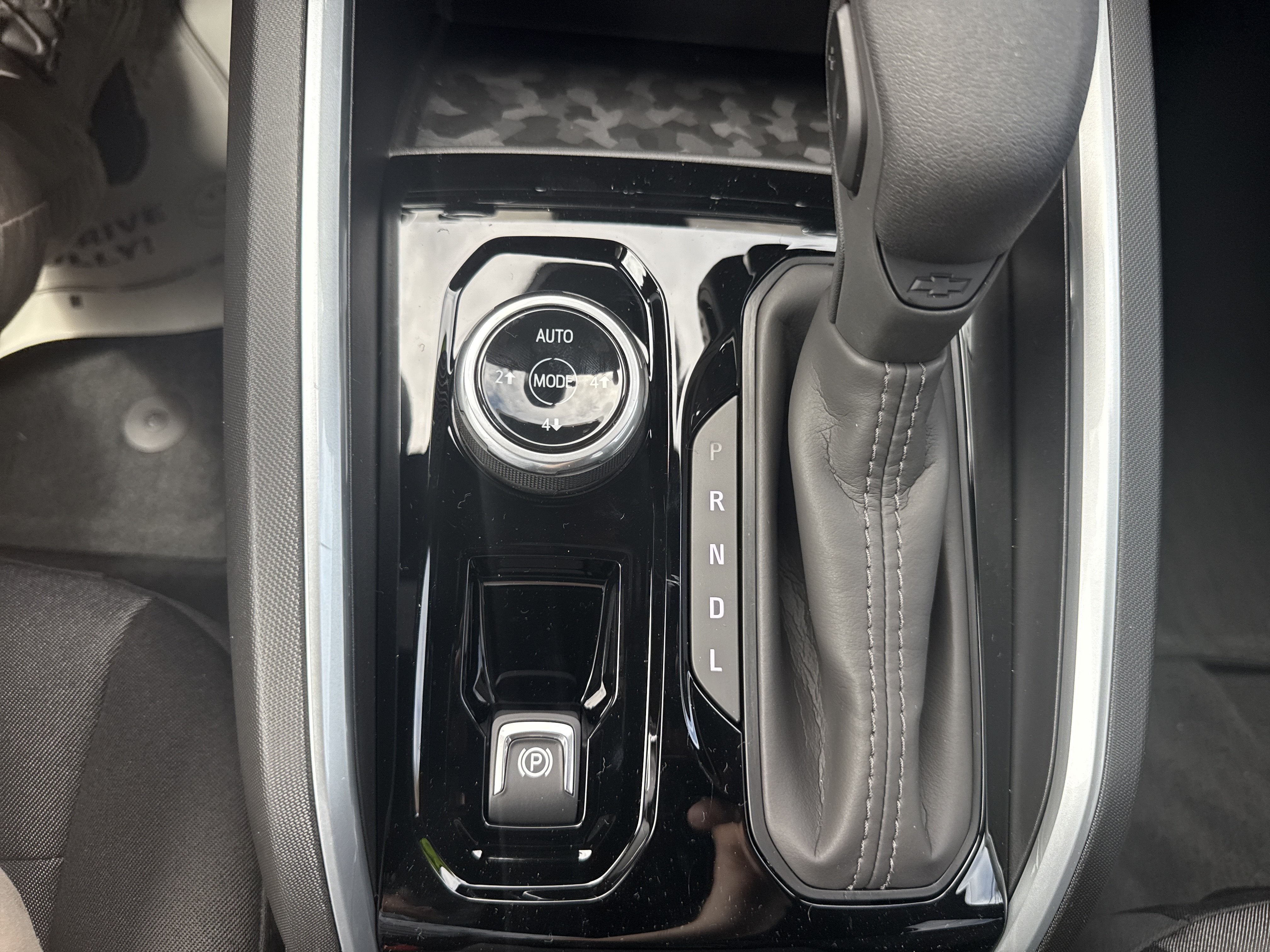 2026 Chevrolet Colorado Trail Boss - Photo 23
