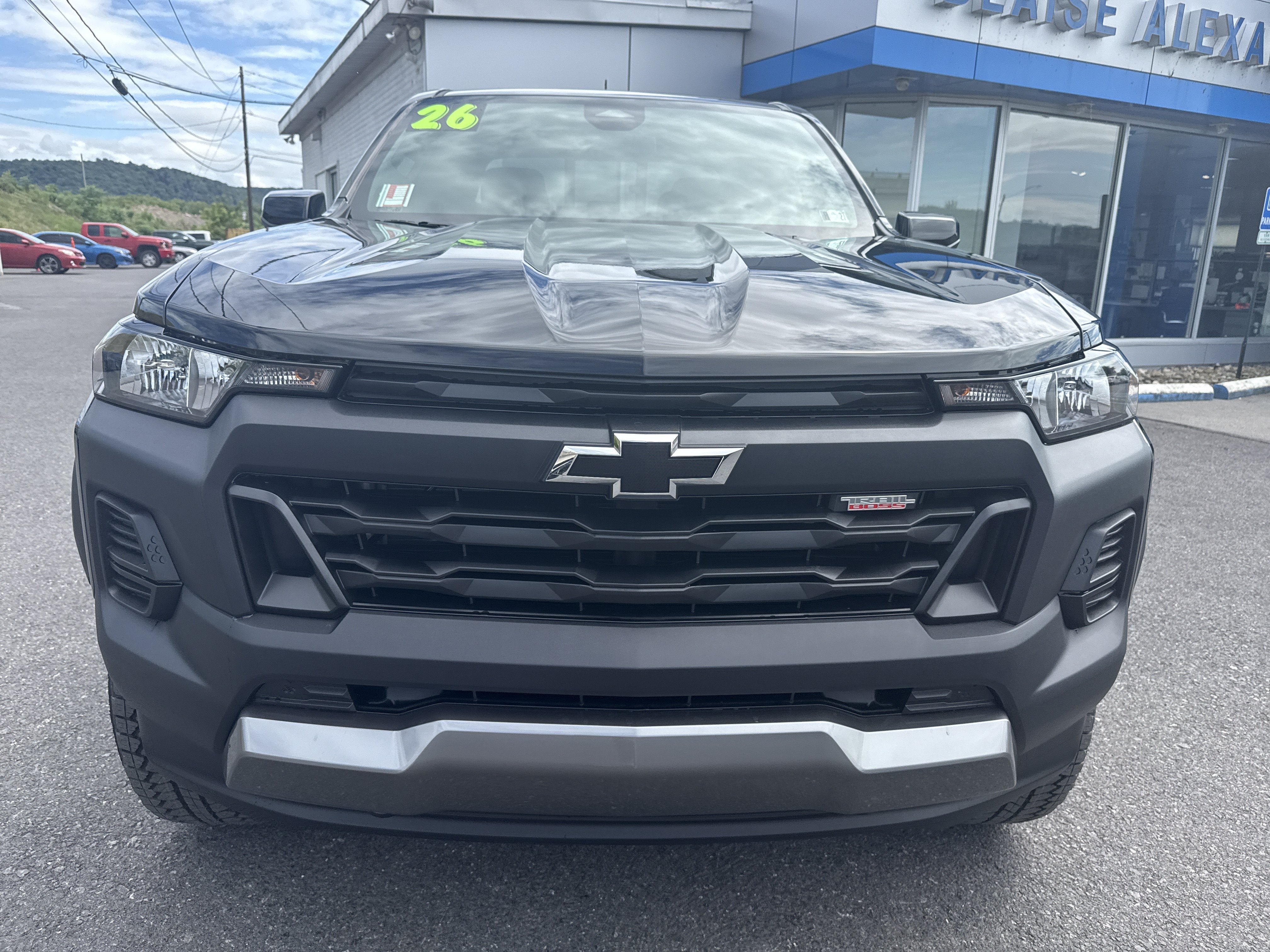 2026 Chevrolet Colorado Trail Boss - Photo 8