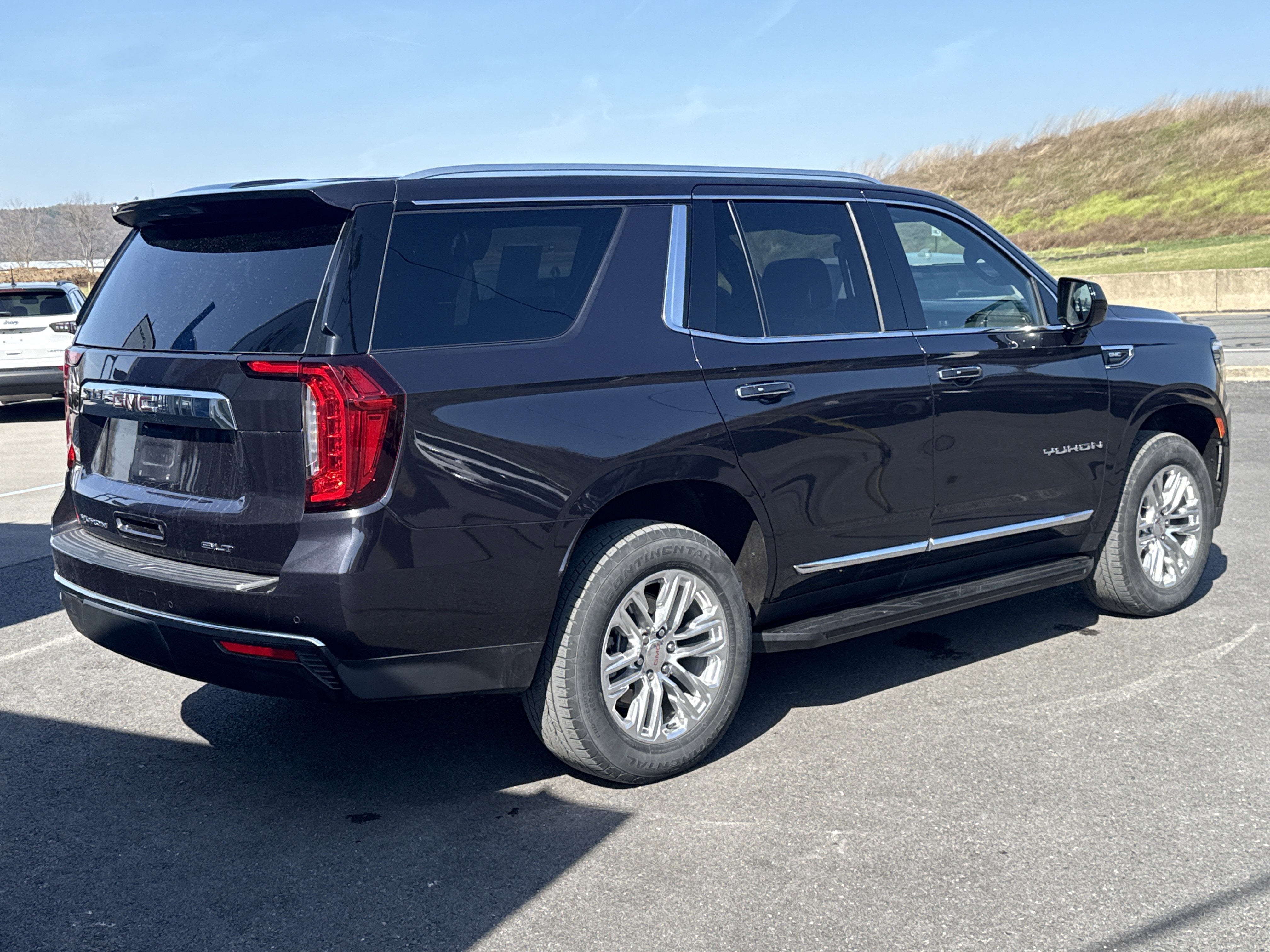 2024 GMC Yukon SLT