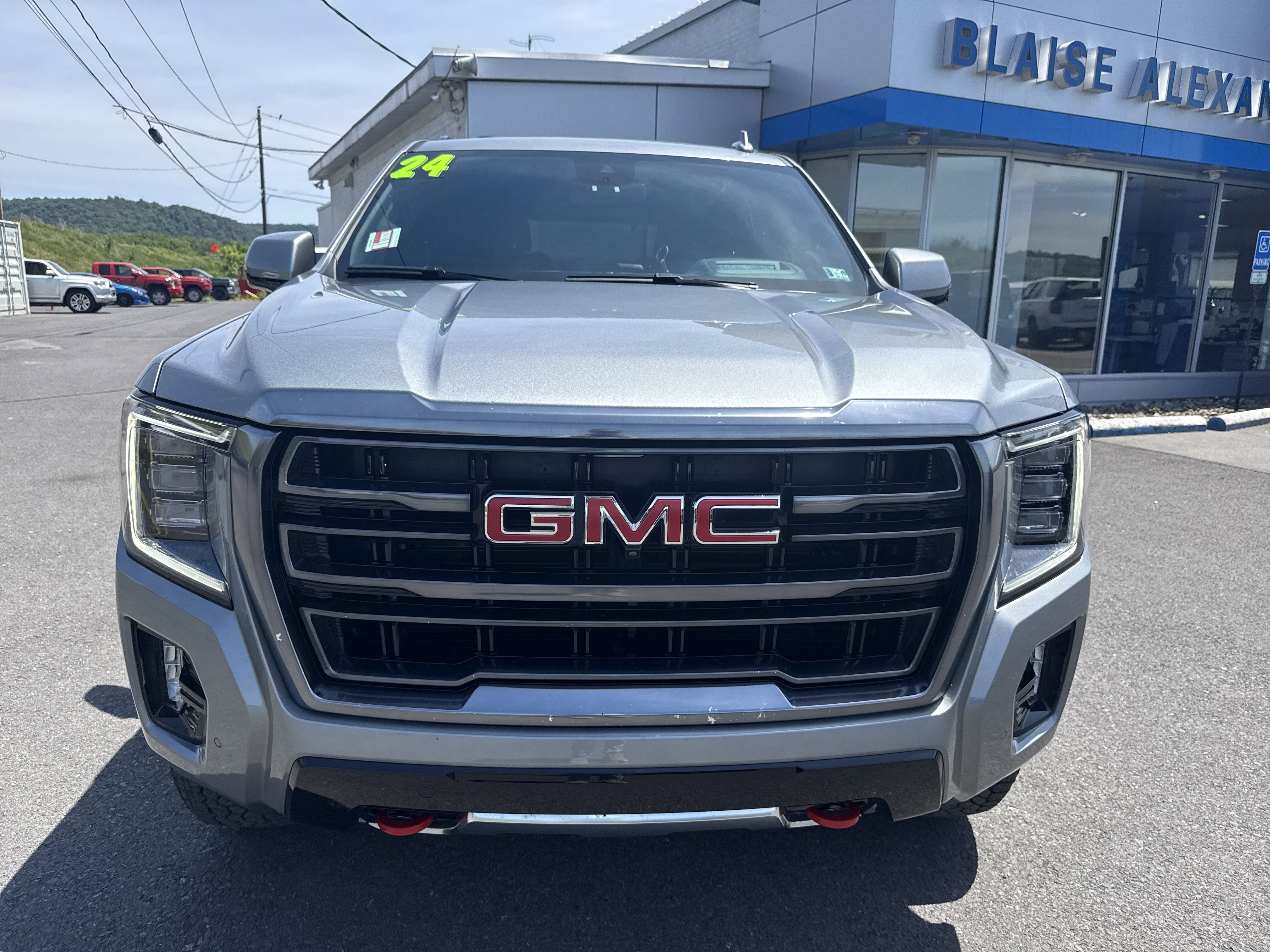 2024 GMC Yukon AT4