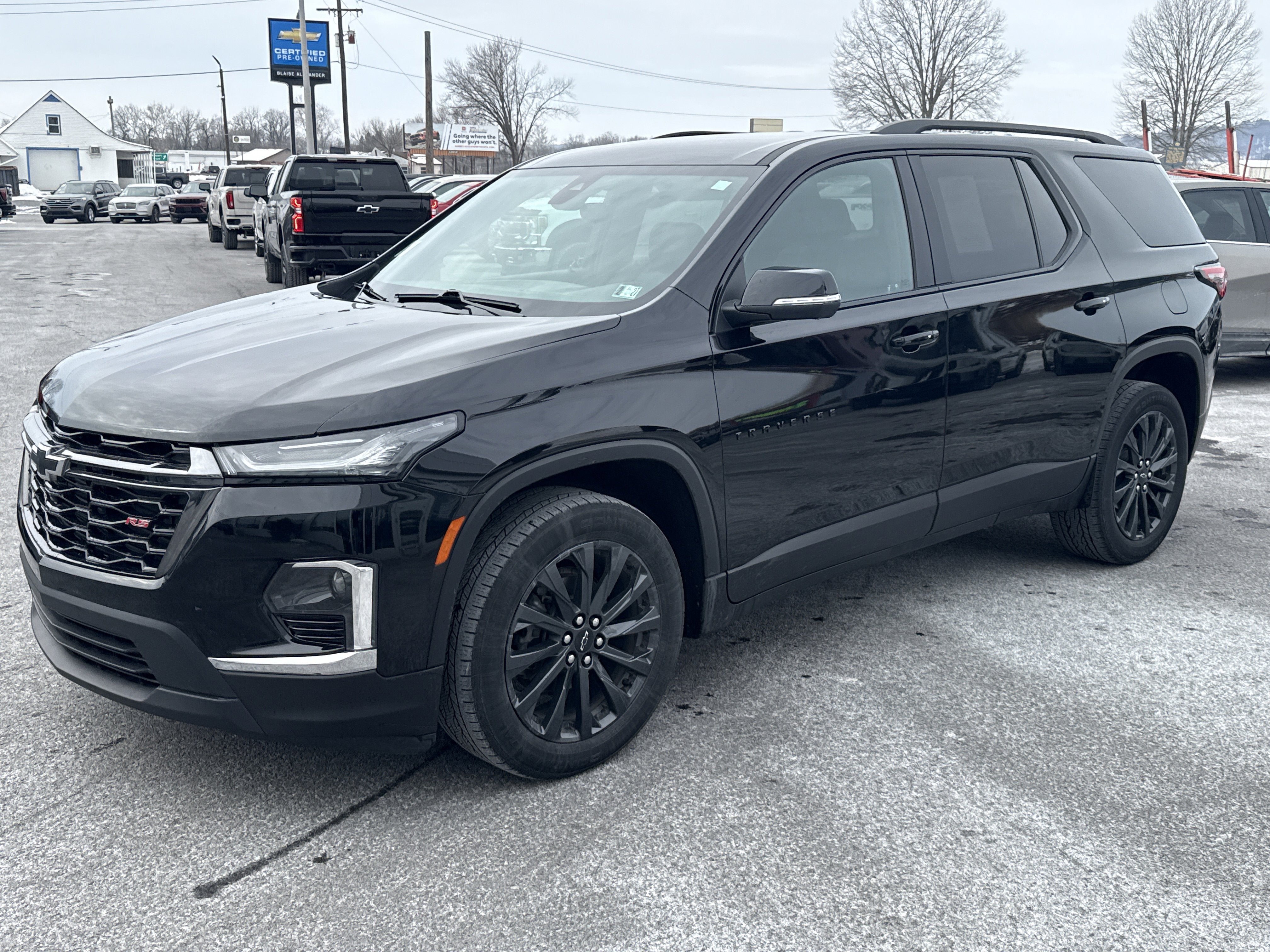 2023 Chevrolet Traverse RS