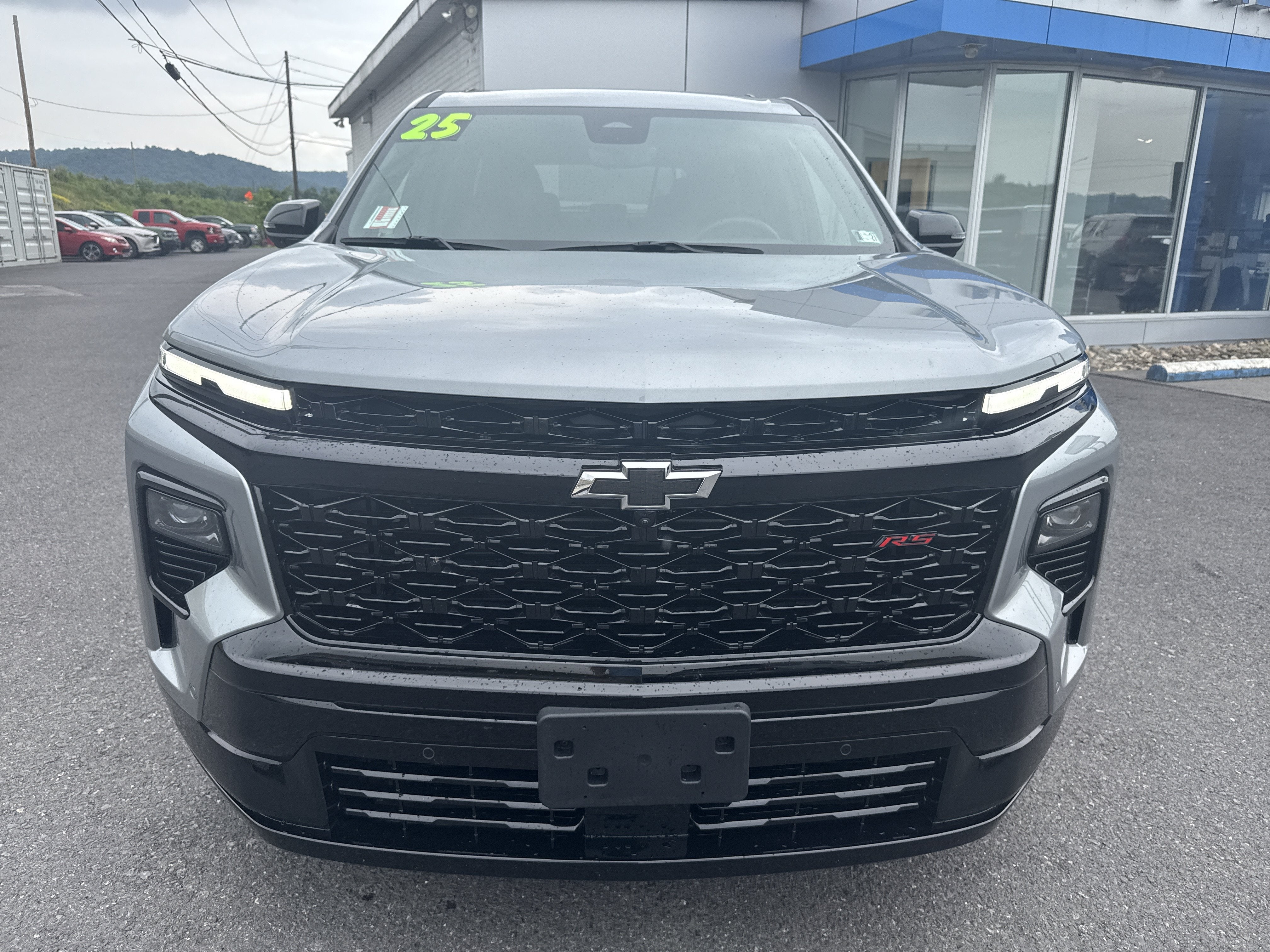2025 Chevrolet Traverse RS