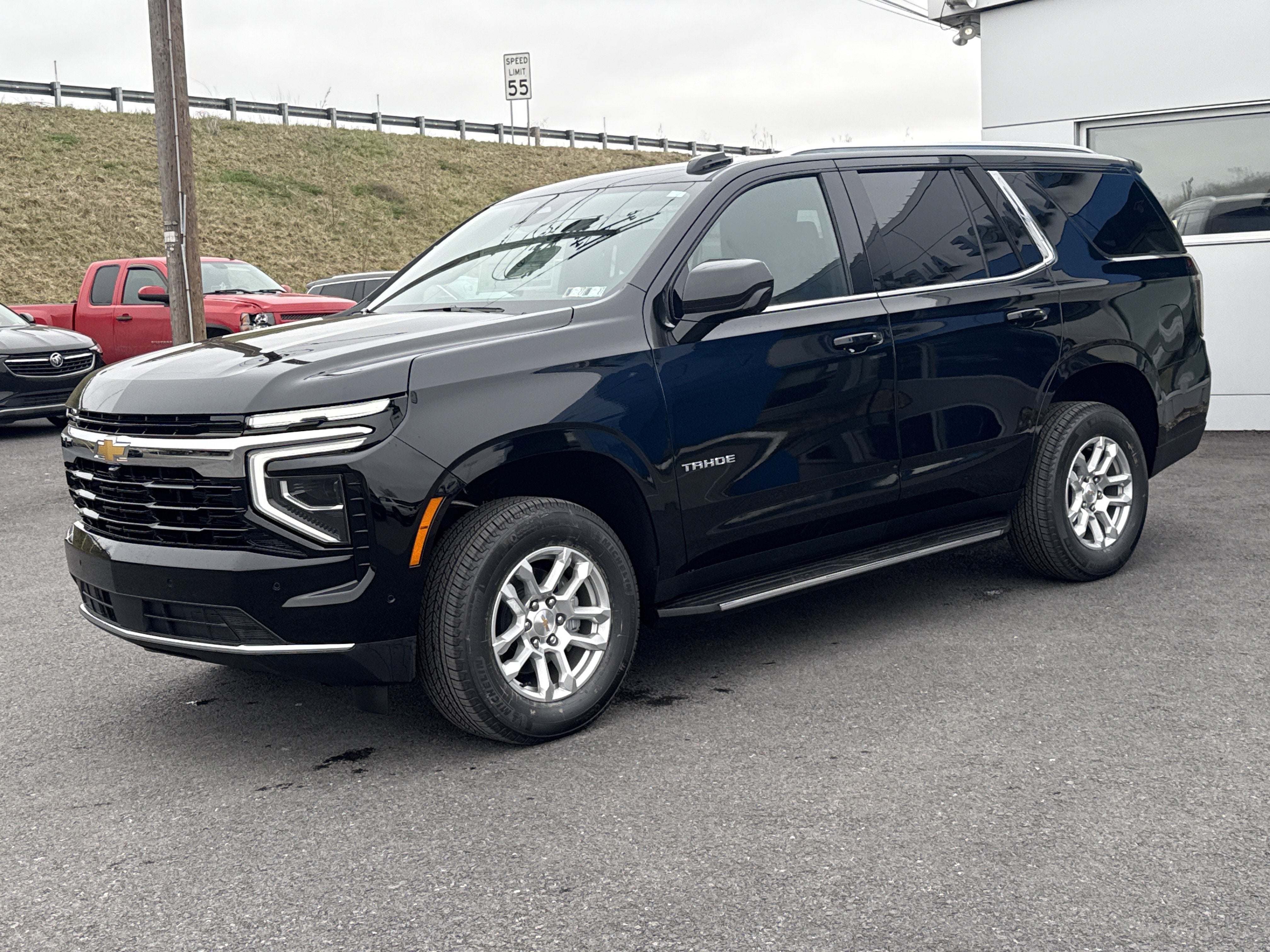 2026 Chevrolet Tahoe LS