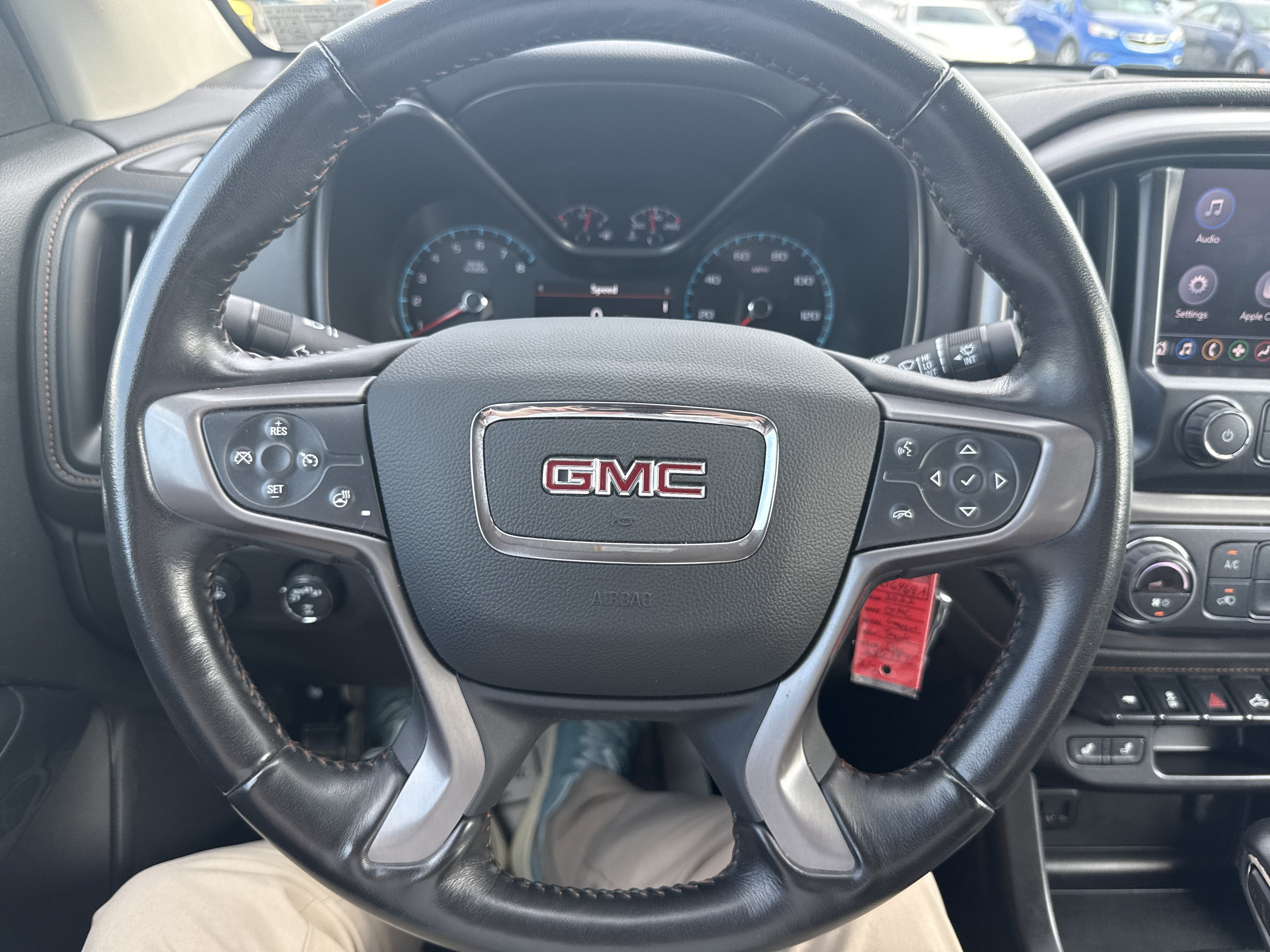 2022 GMC Canyon AT4 - Leather